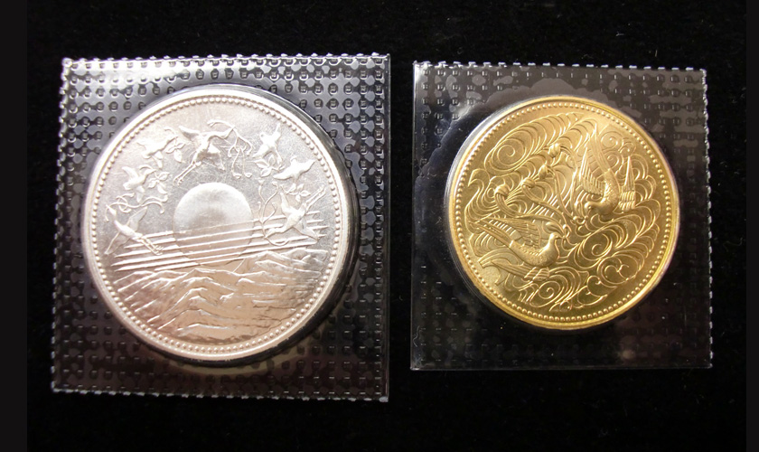 天皇陛下 御在位60年記念 10万円金貨 ブリスターパック 記念硬貨 昭和 